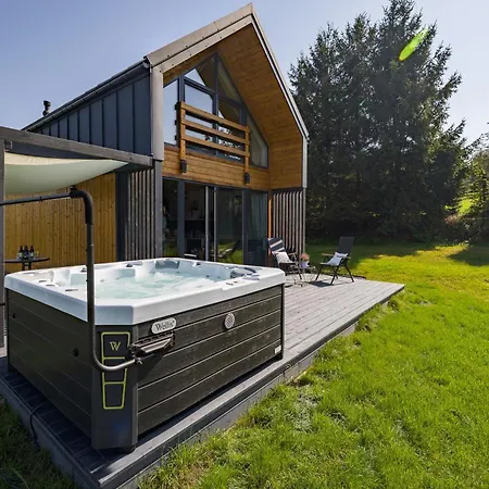 Piotrowiczowka Osada W Szczyrzycu 펜션 Szczyrzyc